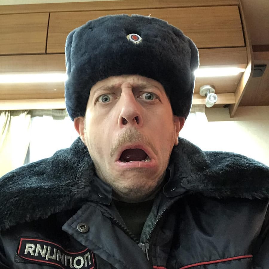 Селфи в полицейской форме со съёмок